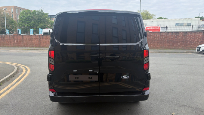 Ford Transit Custom 280 L2 Diesel Fwd 2.0 EcoBlue 136ps H1 Van Limited - Image 11